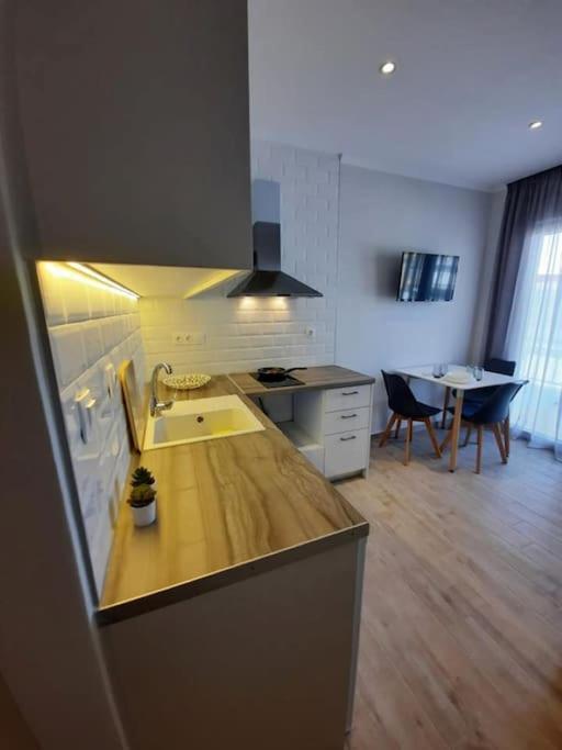 Sea View Luxury Apartment In Nea Kallikratia. Nea Kallikrateia エクステリア 写真