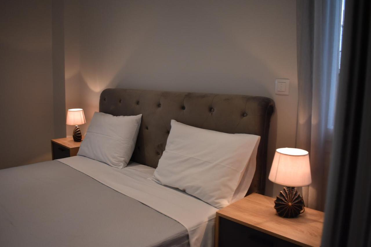 Sea View Luxury Apartment In Nea Kallikratia. Nea Kallikrateia エクステリア 写真