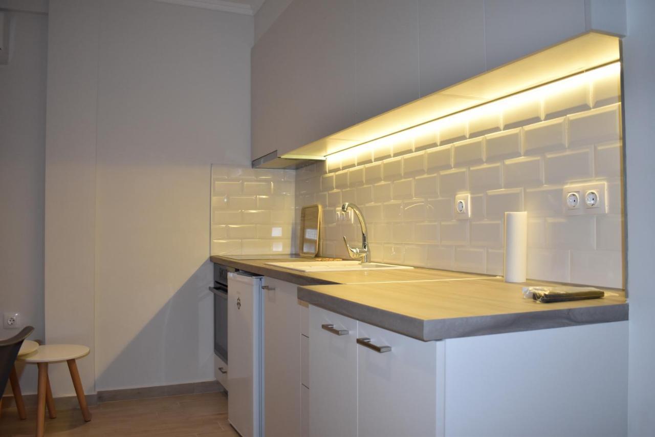 Sea View Luxury Apartment In Nea Kallikratia. Nea Kallikrateia エクステリア 写真