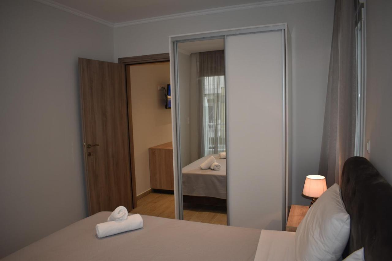 Sea View Luxury Apartment In Nea Kallikratia. Nea Kallikrateia エクステリア 写真