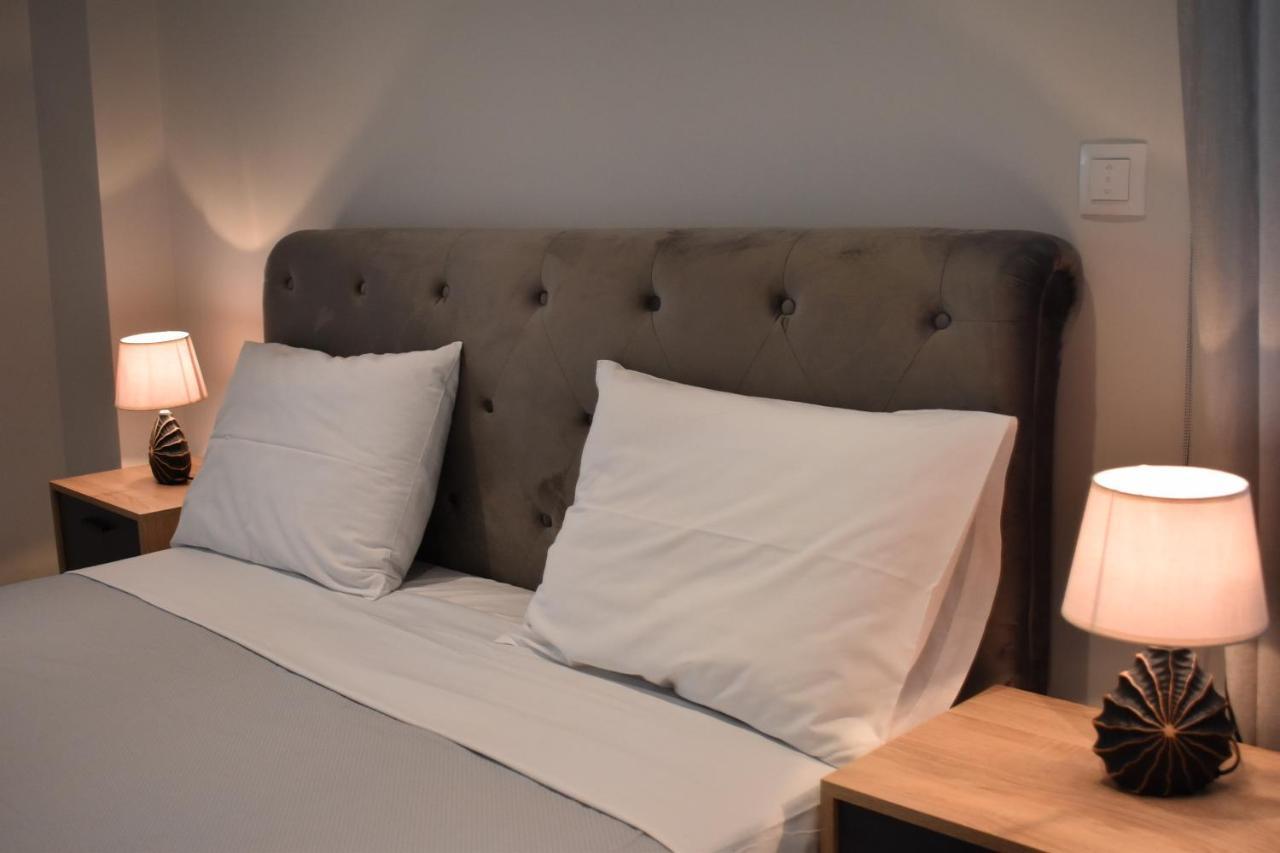 Sea View Luxury Apartment In Nea Kallikratia. Nea Kallikrateia エクステリア 写真